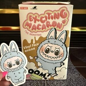 New 100% Authentic (OPEN BOX) Exciting Macaron Labubu in Sea Salt Coconut ✨